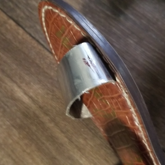 Sam Edelman Krista Metallic Silver/White Flat Sandals Size 6 - Picture 3 of 5